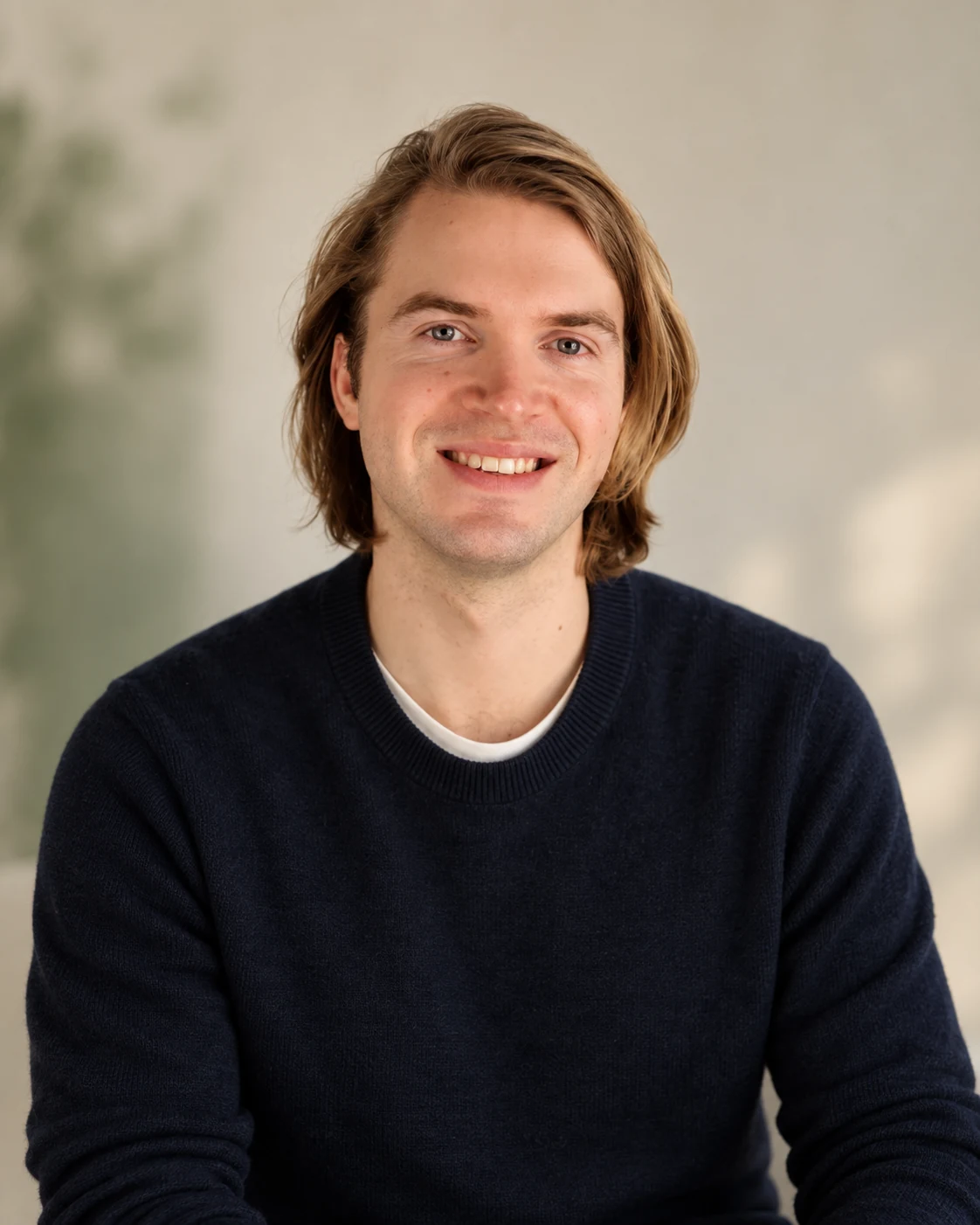 AI-generert portrett av psykolog Alexander Schüssler, basert på egne fotografier